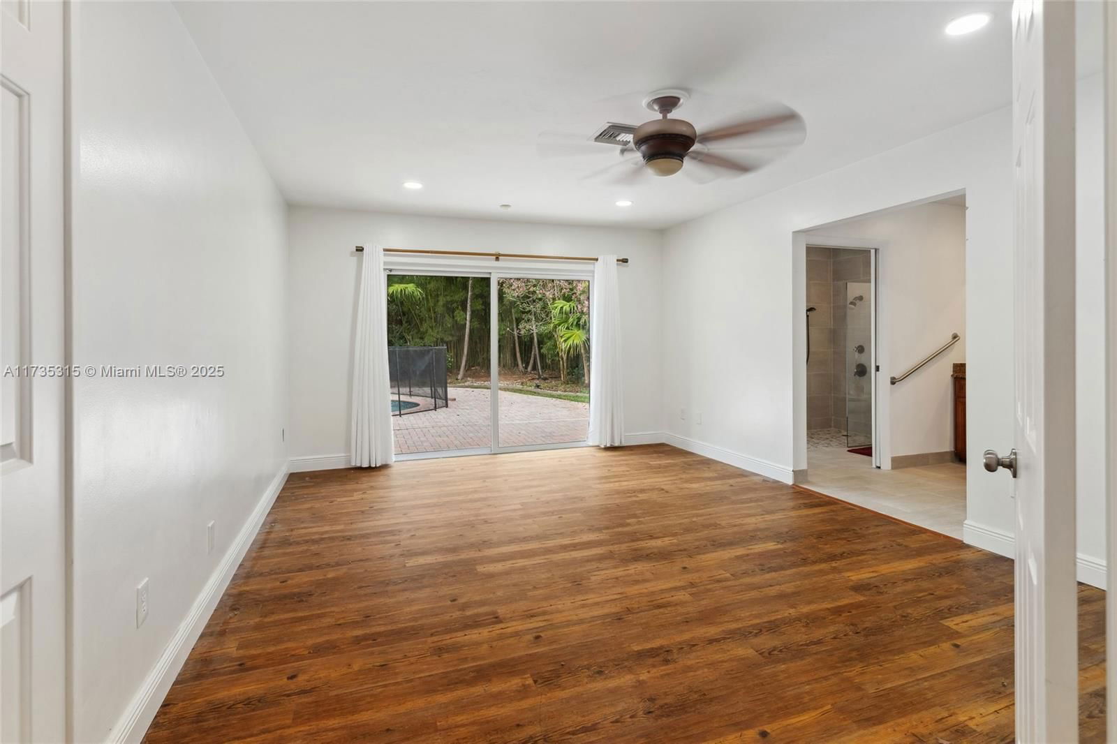 Real estate property located at 11601 Island Rd, Broward, Stonebridge Phase 1, Cooper City, FL