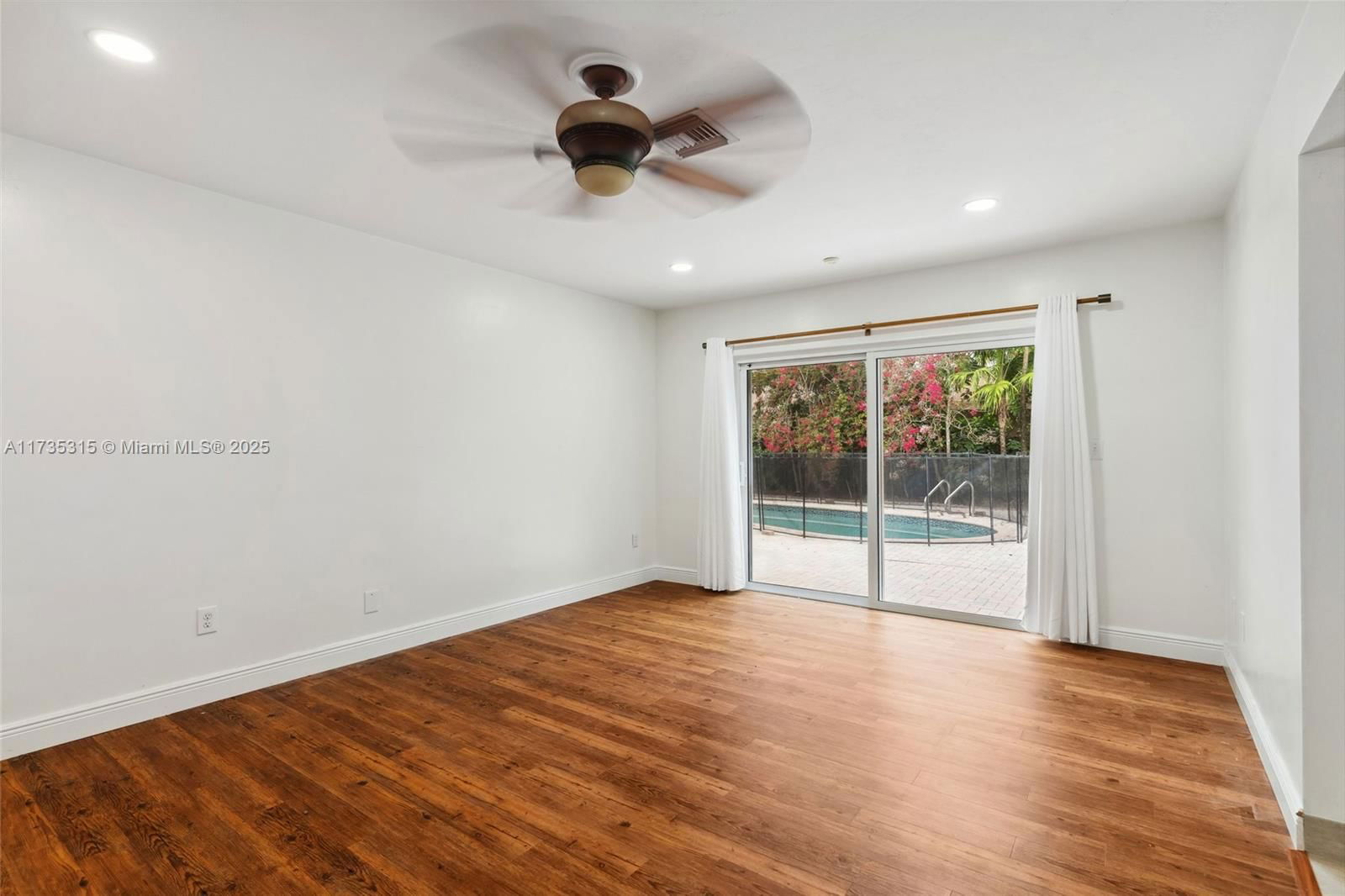 Real estate property located at 11601 Island Rd, Broward, Stonebridge Phase 1, Cooper City, FL