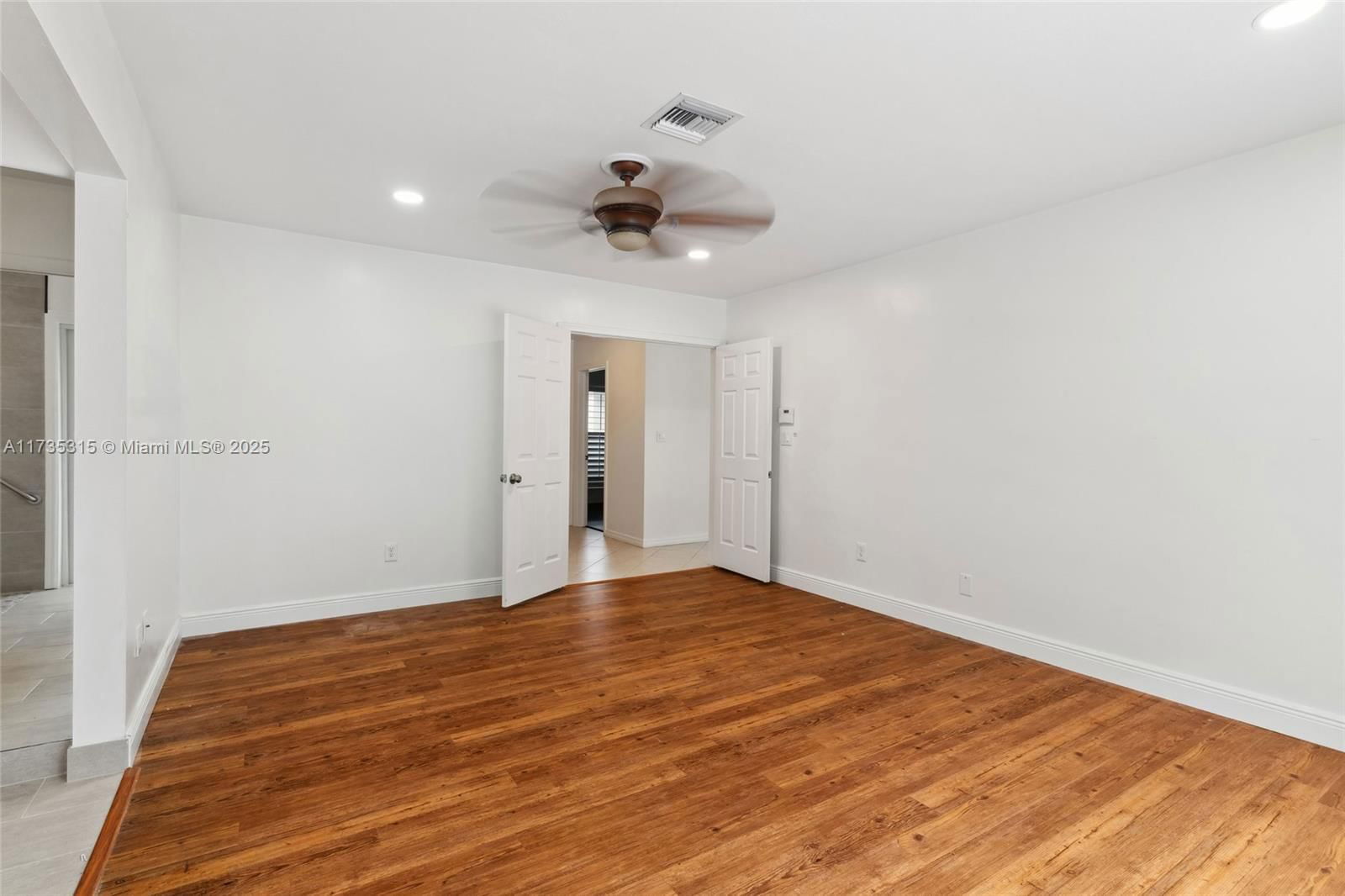 Real estate property located at 11601 Island Rd, Broward, Stonebridge Phase 1, Cooper City, FL
