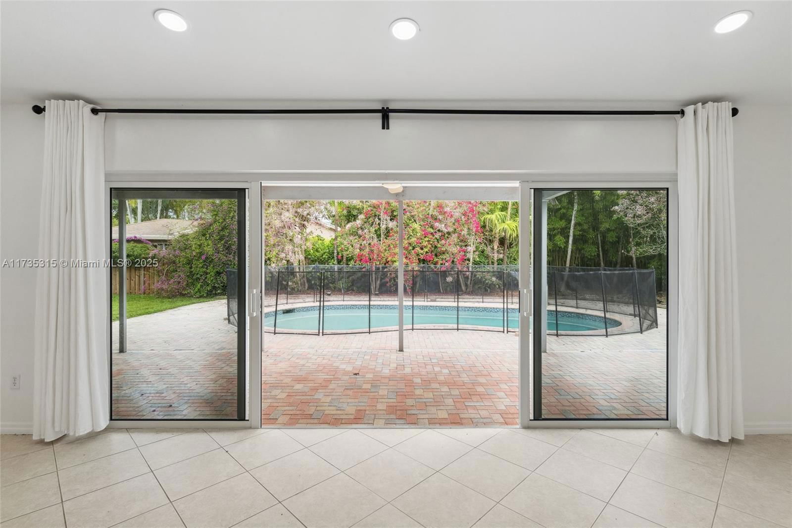 Real estate property located at 11601 Island Rd, Broward, Stonebridge Phase 1, Cooper City, FL
