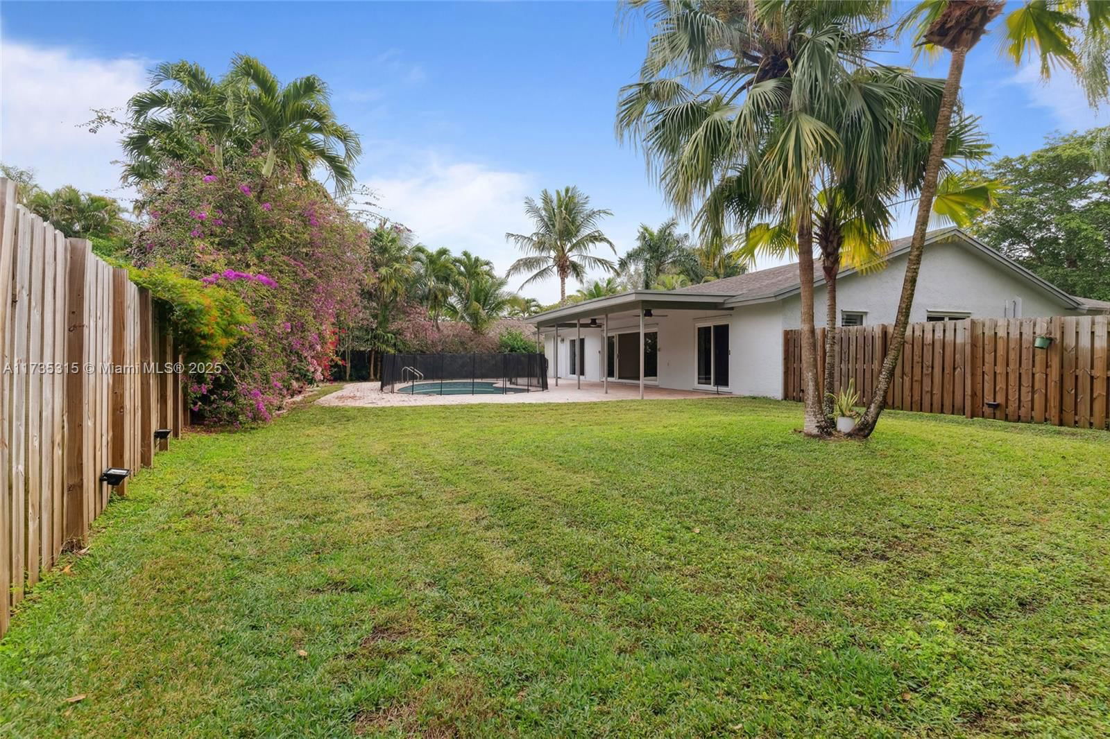 Real estate property located at 11601 Island Rd, Broward, Stonebridge Phase 1, Cooper City, FL