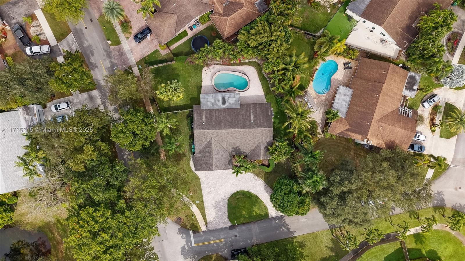 Real estate property located at 11601 Island Rd, Broward, Stonebridge Phase 1, Cooper City, FL