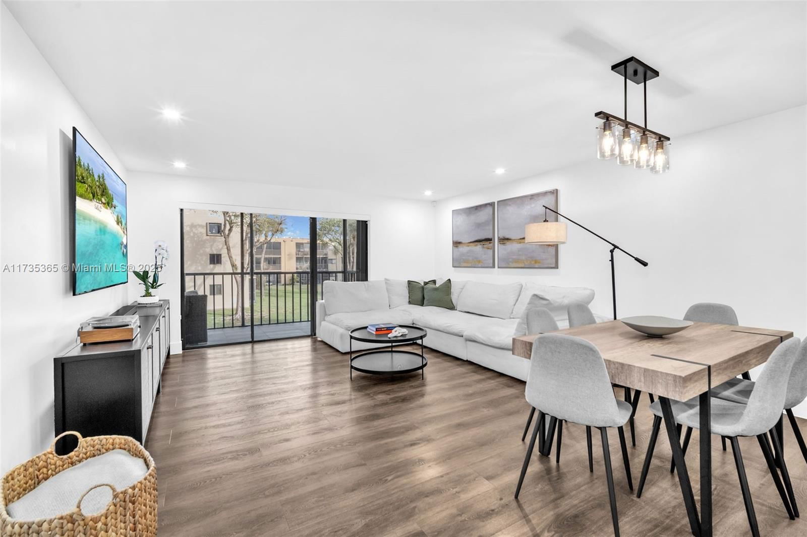 Real estate property located at 8415 107th Ave #248W, Miami-dade, Kendall Acres West Condo, Miami, FL
