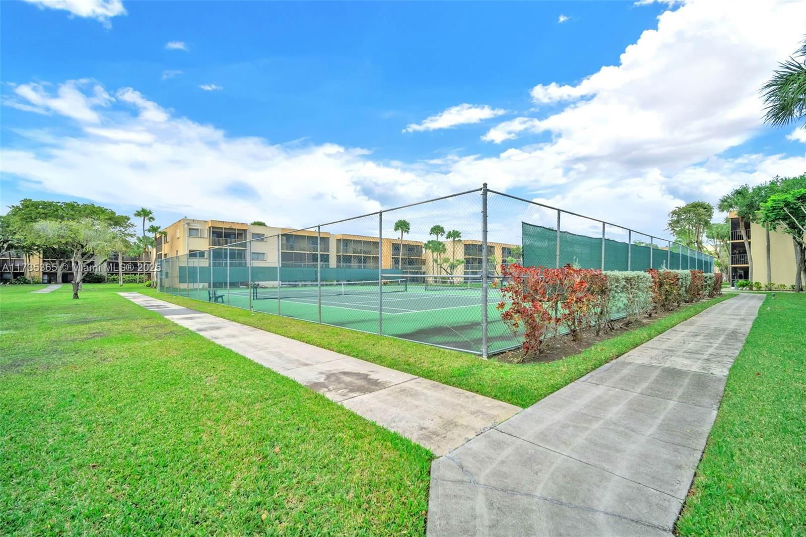 Real estate property located at 8415 107th Ave #248W, Miami-dade, Kendall Acres West Condo, Miami, FL
