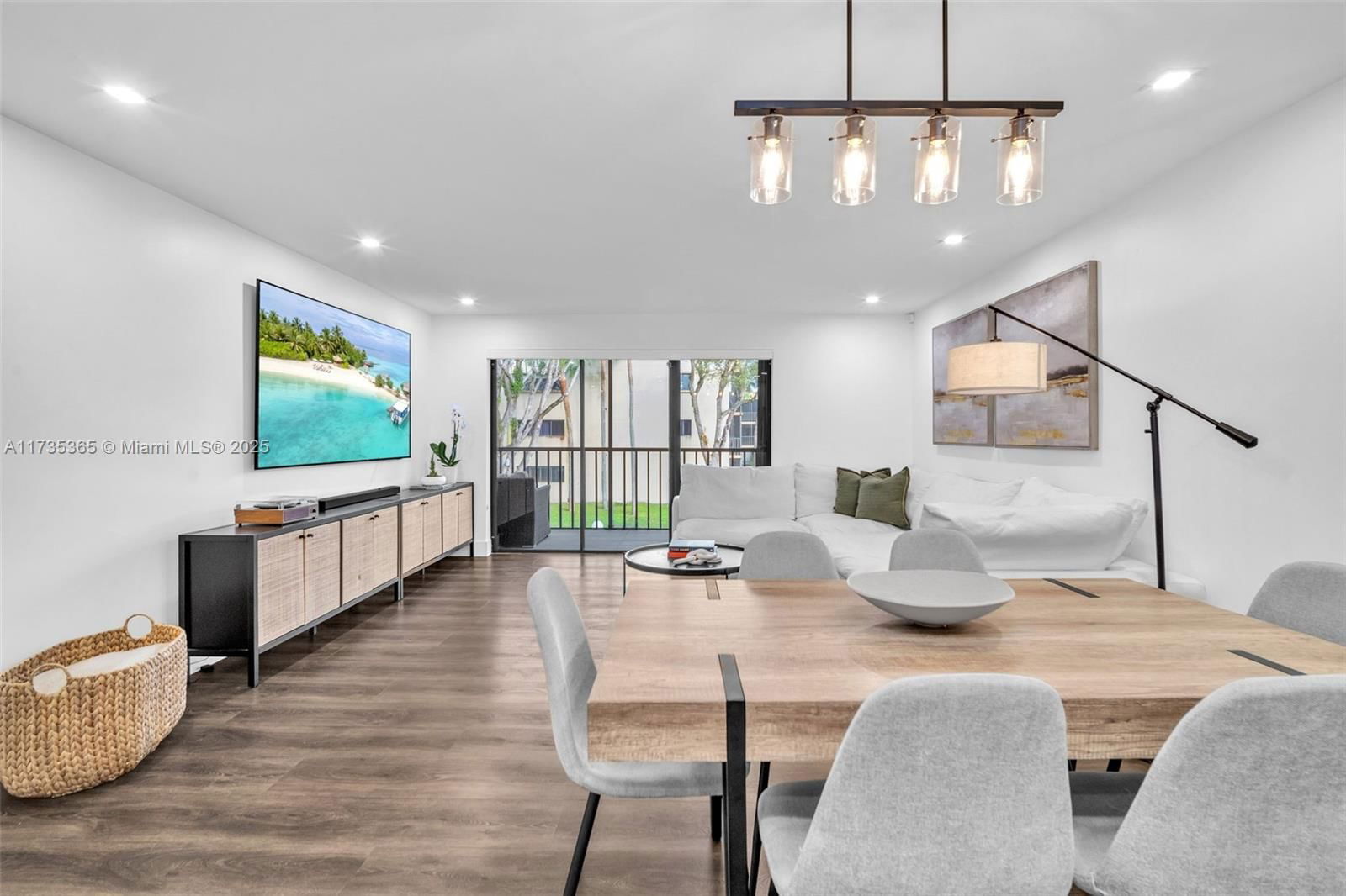 Real estate property located at 8415 107th Ave #248W, Miami-dade, Kendall Acres West Condo, Miami, FL