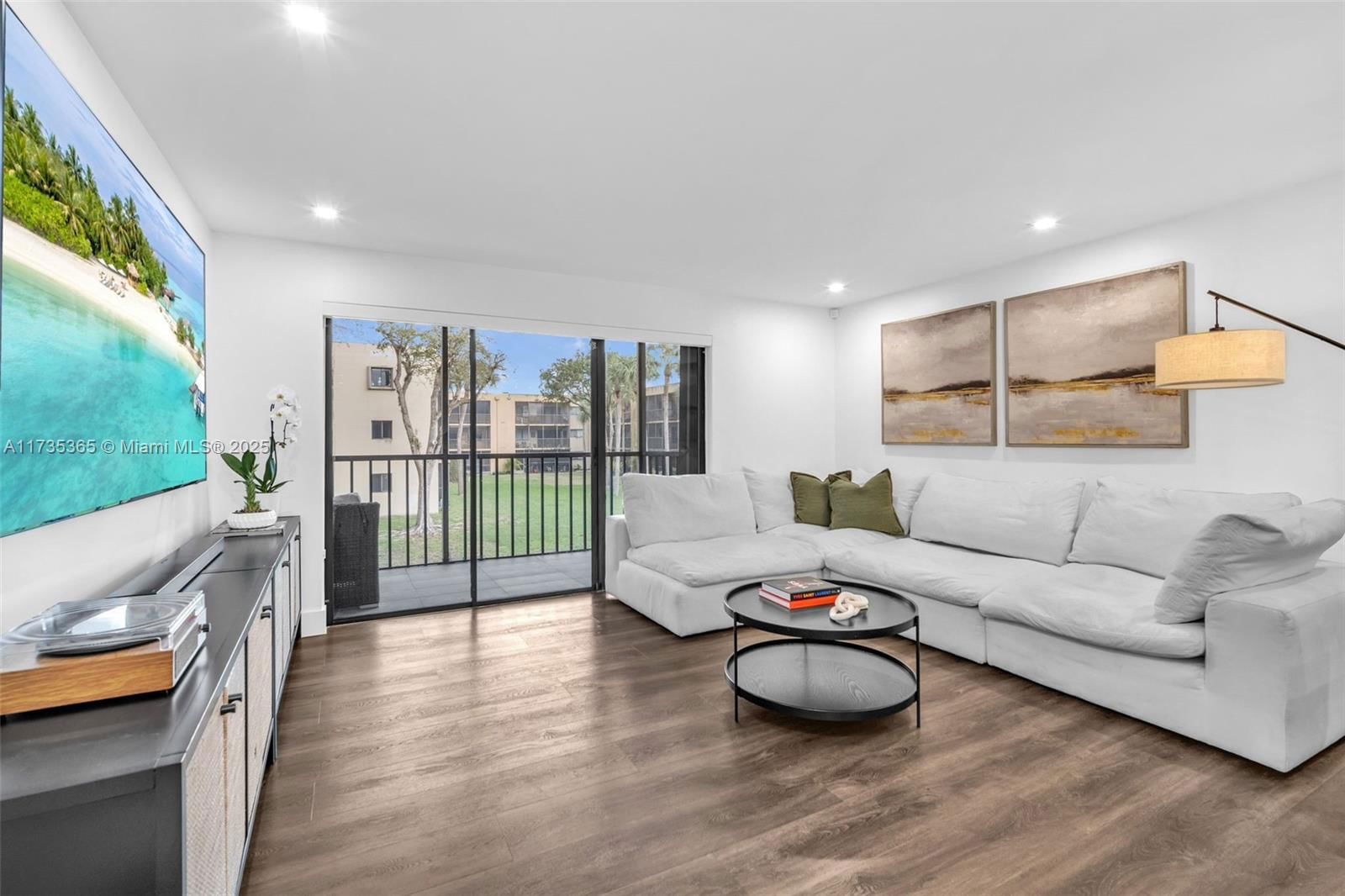 Real estate property located at 8415 107th Ave #248W, Miami-dade, Kendall Acres West Condo, Miami, FL