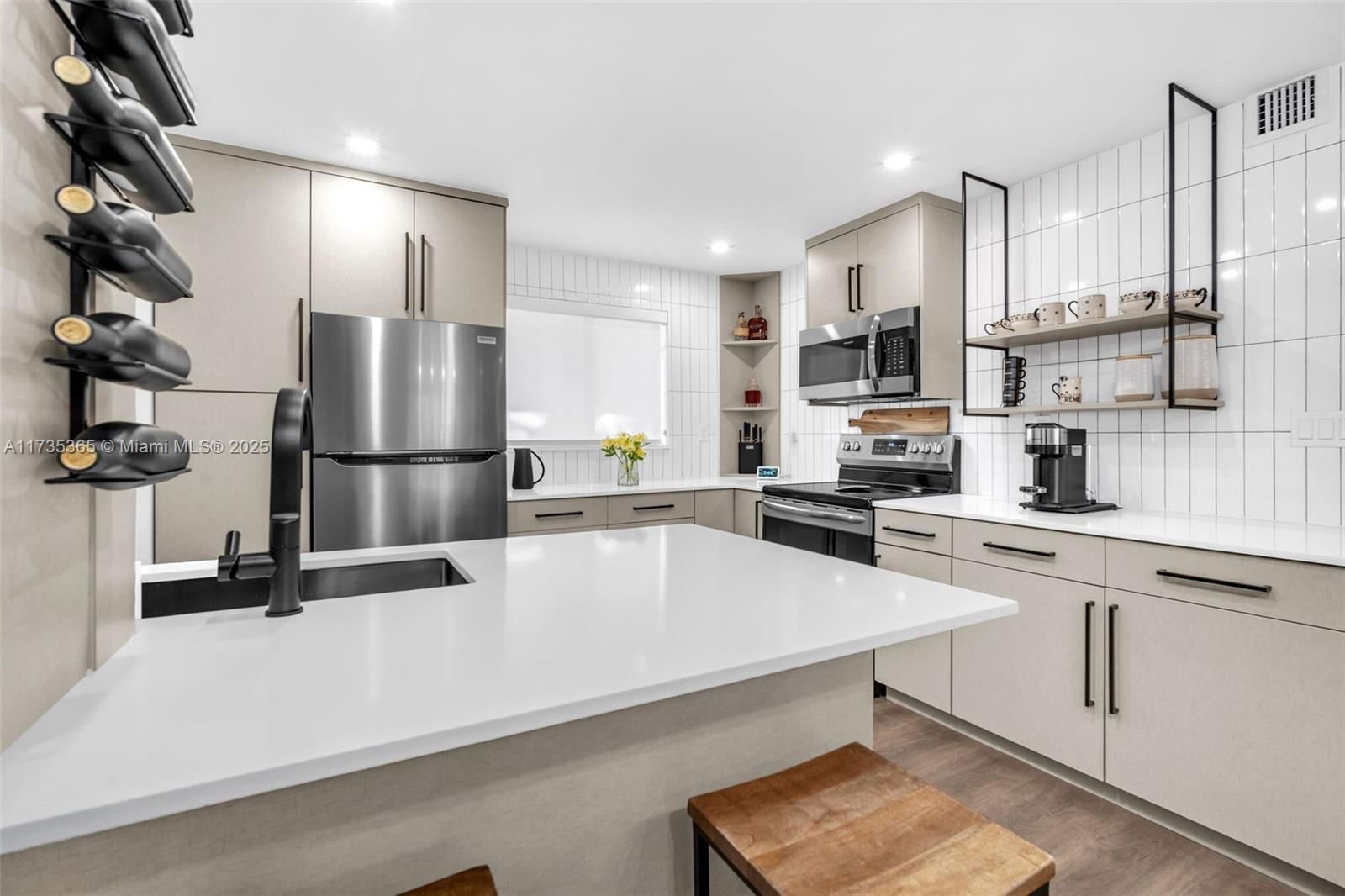 Real estate property located at 8415 107th Ave #248W, Miami-dade, Kendall Acres West Condo, Miami, FL