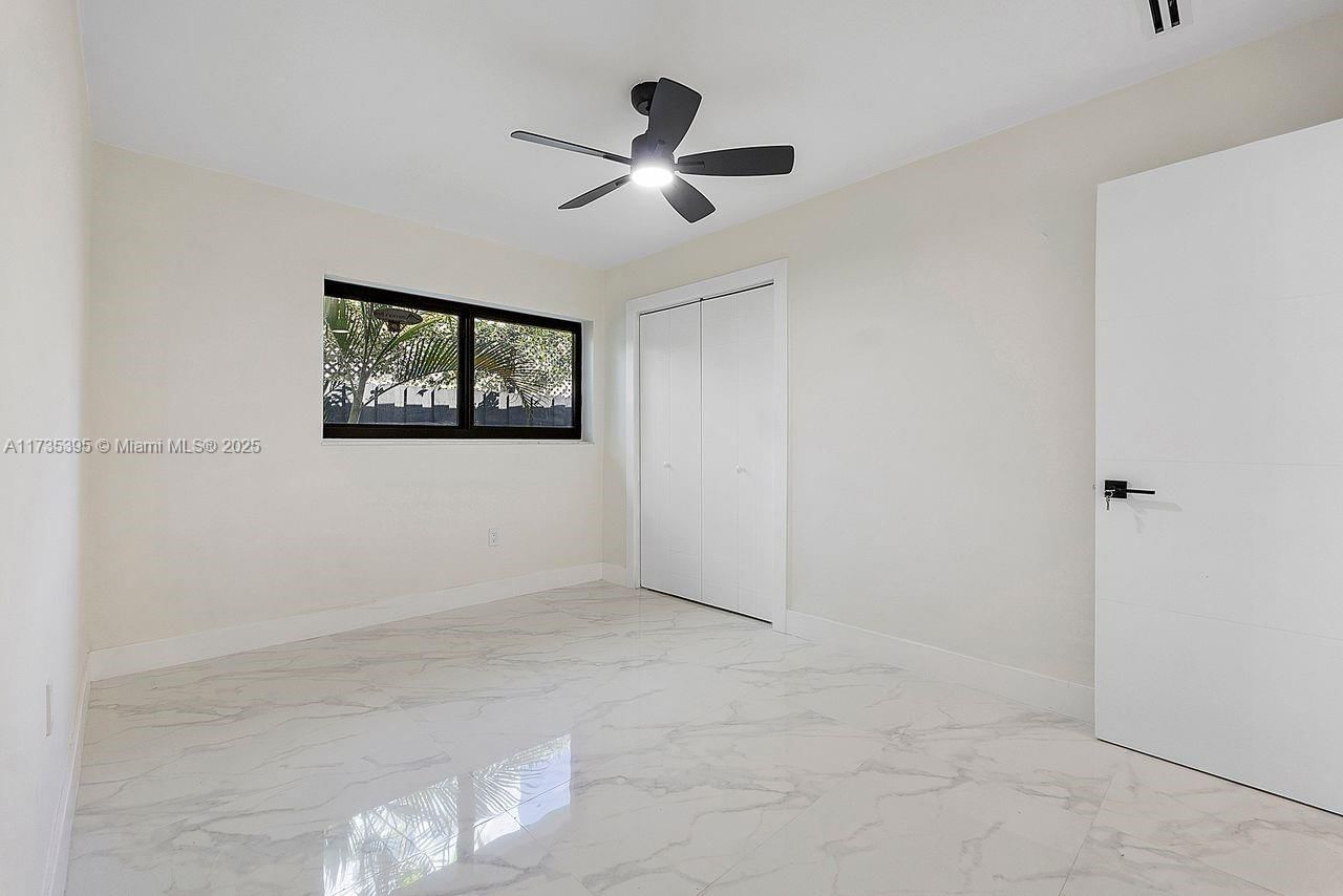 Real estate property located at 1816 11th Ter, Miami-dade, Shenandoah, Miami, FL