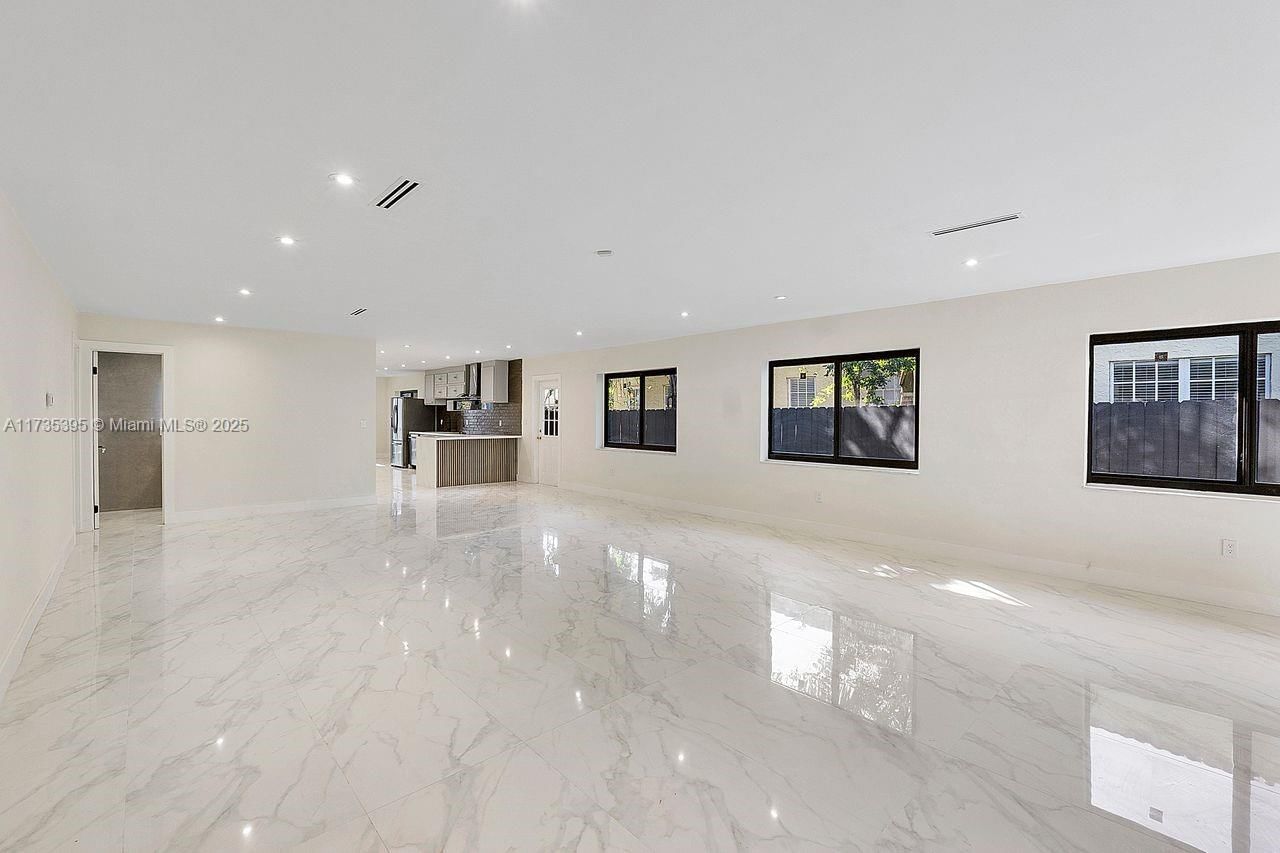 Real estate property located at 1816 11th Ter, Miami-dade, Shenandoah, Miami, FL