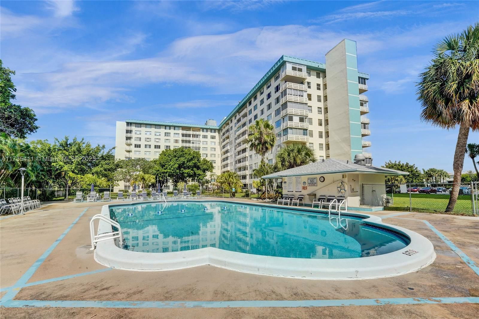 Real estate property located at 4330 Hillcrest Dr #116, Broward, Hillcrest East No 23 Cond, Hollywood, FL