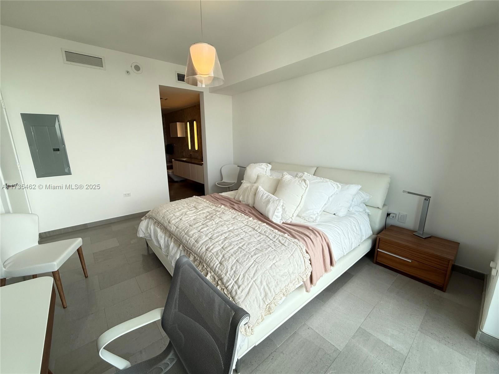 Real estate property located at 88 7th St #3406, Miami-dade, Rise Condo, Miami, FL