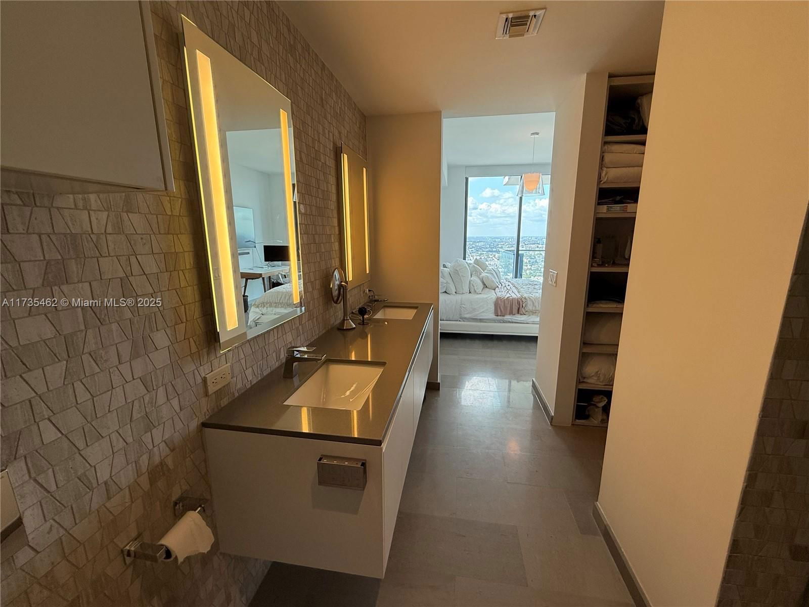 Real estate property located at 88 7th St #3406, Miami-dade, Rise Condo, Miami, FL