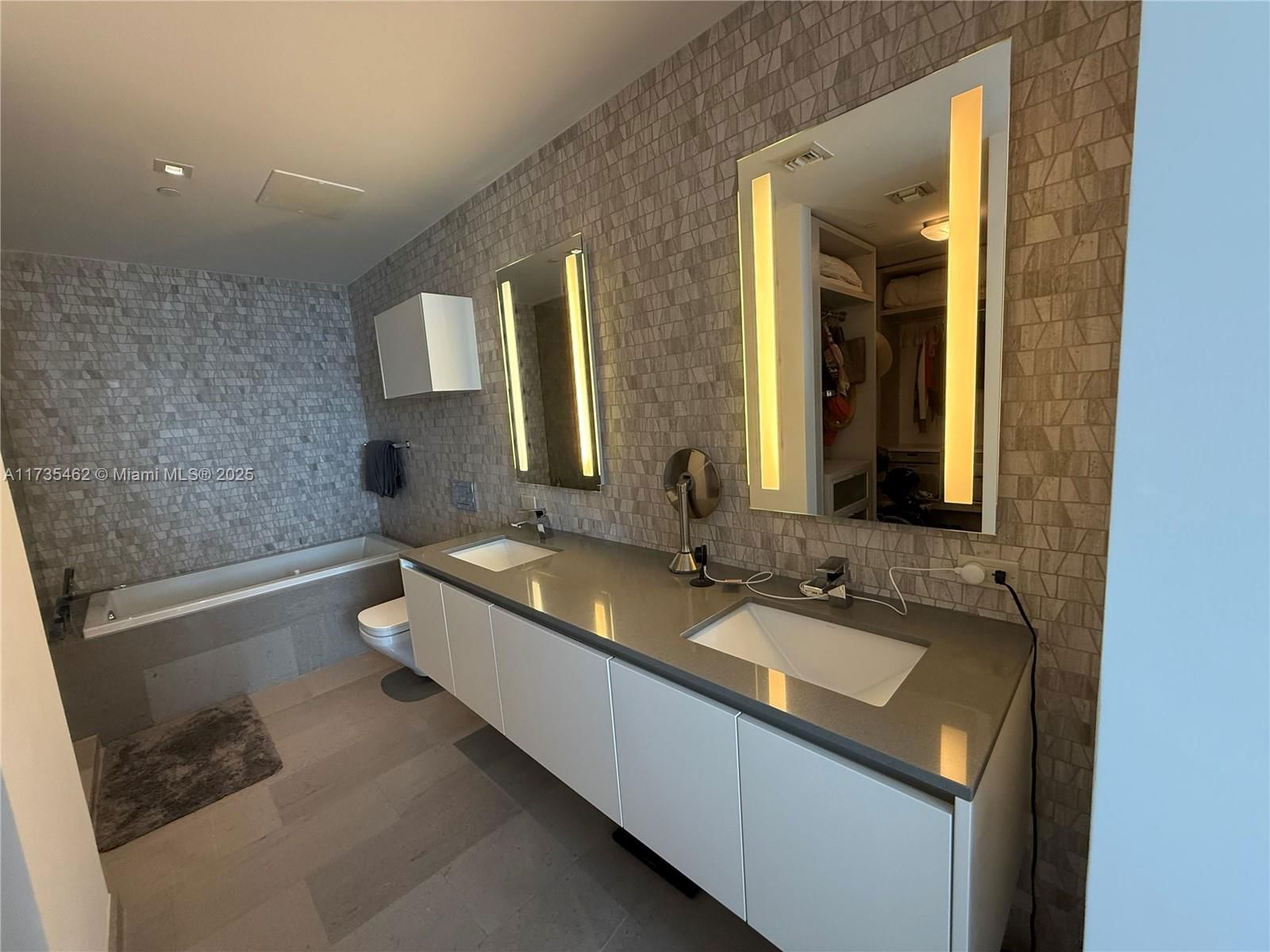Real estate property located at 88 7th St #3406, Miami-dade, Rise Condo, Miami, FL
