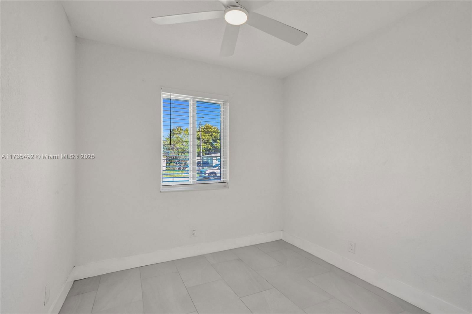 Real estate property located at 1606 13th Ct, Broward, Lauderdale Manors Amd Pla, Fort Lauderdale, FL