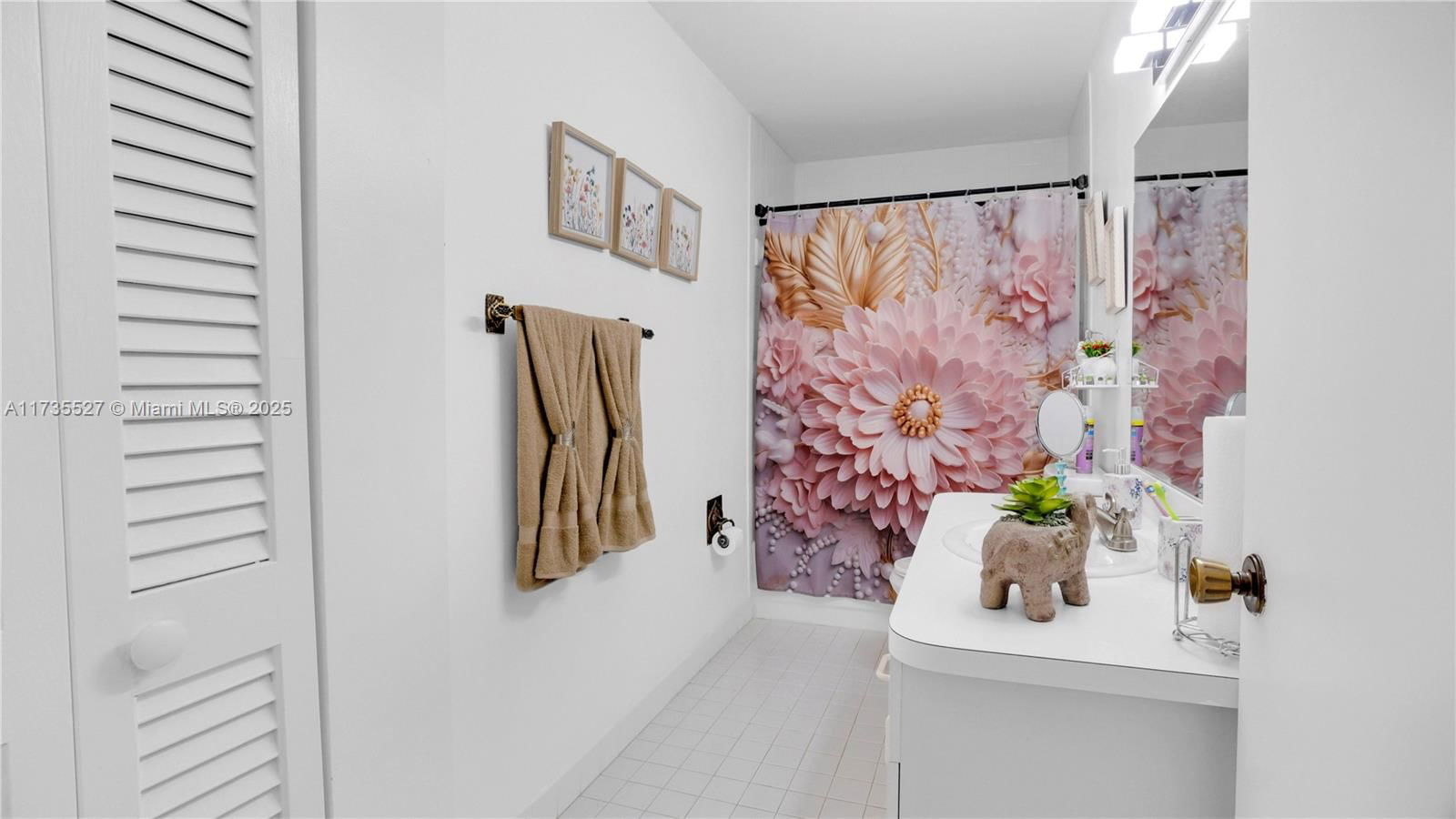 Real estate property located at 27601 164th Ave, Miami-dade, Universal Estates South A, Homestead, FL