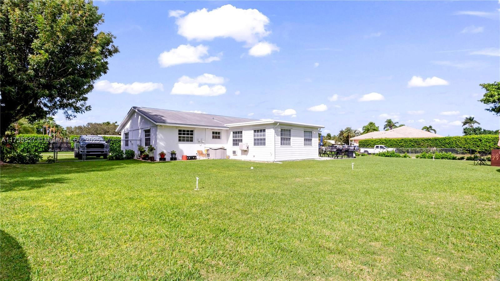 Real estate property located at 27601 164th Ave, Miami-dade, Universal Estates South A, Homestead, FL