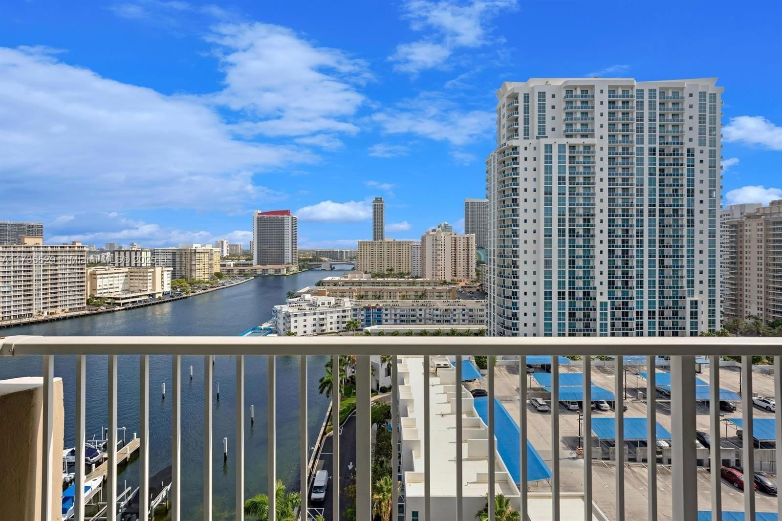 Real estate property located at 1965 Ocean Dr #11N, Broward, HEMISPHERES CONDO, Hallandale Beach, FL