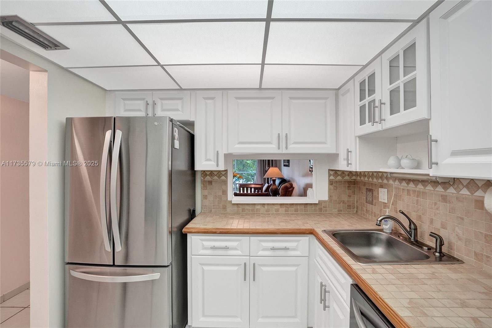 Real estate property located at 1100 Hillcrest Ct #302, Broward, Hillcrest Condo No 5, Hollywood, FL
