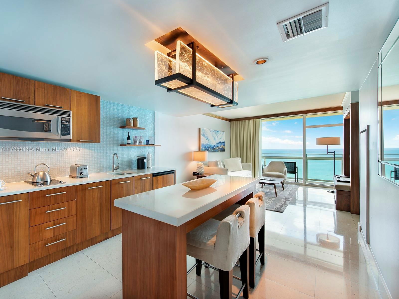 Real estate property located at 6801 COLLINS AVE #717, Miami-dade, Carillon Condo, Miami Beach, FL