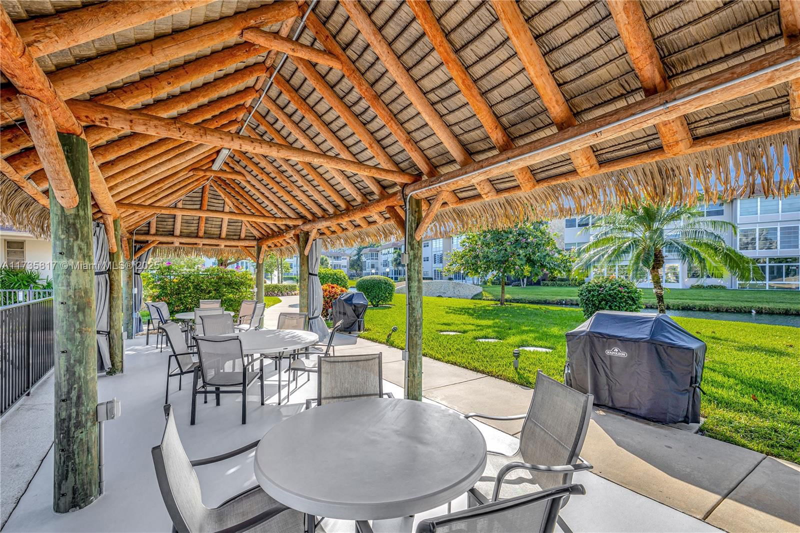 Real estate property located at 4801 34th St #612, Broward, Gladiola Gardens Condo, Lauderdale Lakes, FL