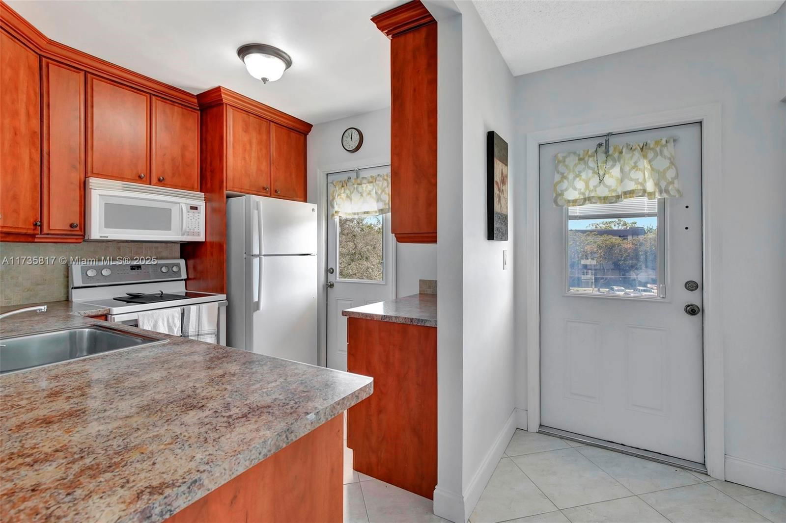 Real estate property located at 4801 34th St #612, Broward, Gladiola Gardens Condo, Lauderdale Lakes, FL
