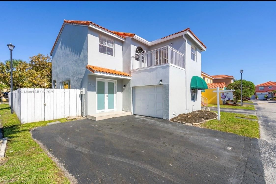 Real estate property located at 8647 2nd St, Miami-dade, Galloway Lakes Sec 3, Miami, FL