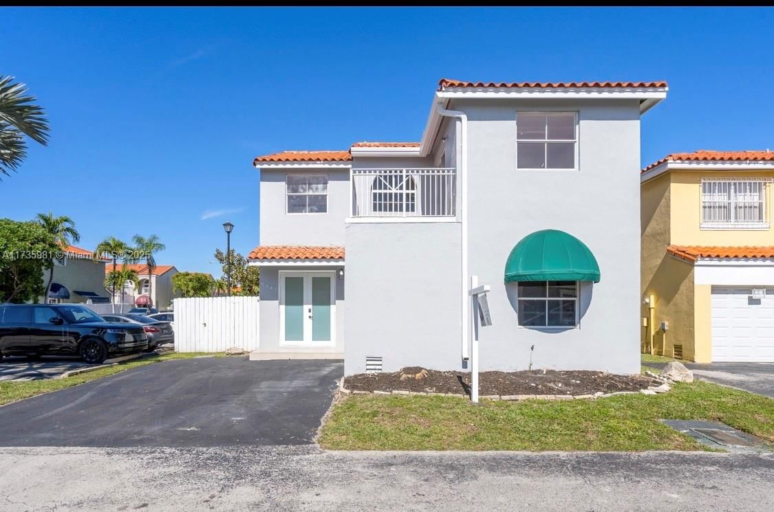 Real estate property located at 8647 2nd St, Miami-dade, Galloway Lakes Sec 3, Miami, FL