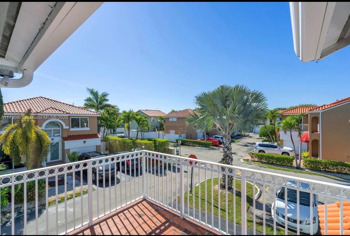 Real estate property located at 8647 2nd St, Miami-dade, Galloway Lakes Sec 3, Miami, FL