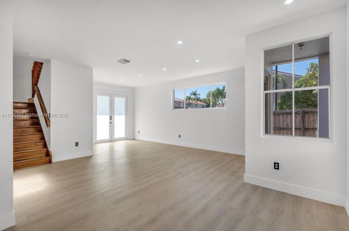 Real estate property located at 8647 2nd St, Miami-dade, Galloway Lakes Sec 3, Miami, FL
