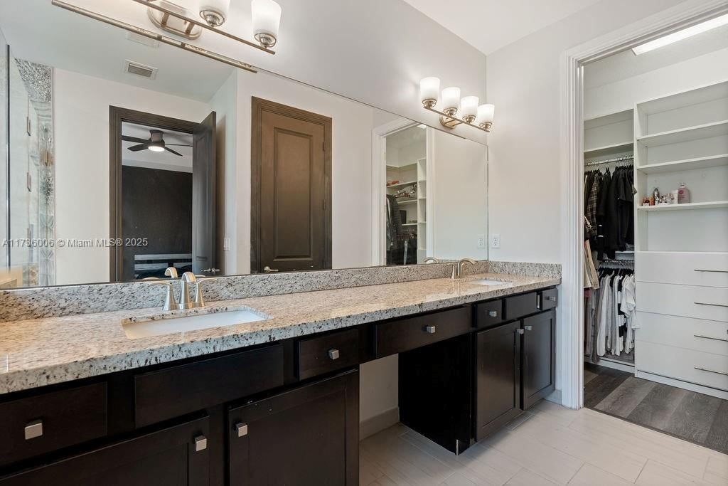 Real estate property located at 11724 13th Ln #11724, Broward, Pembroke Lakes South, Pembroke Pines, FL
