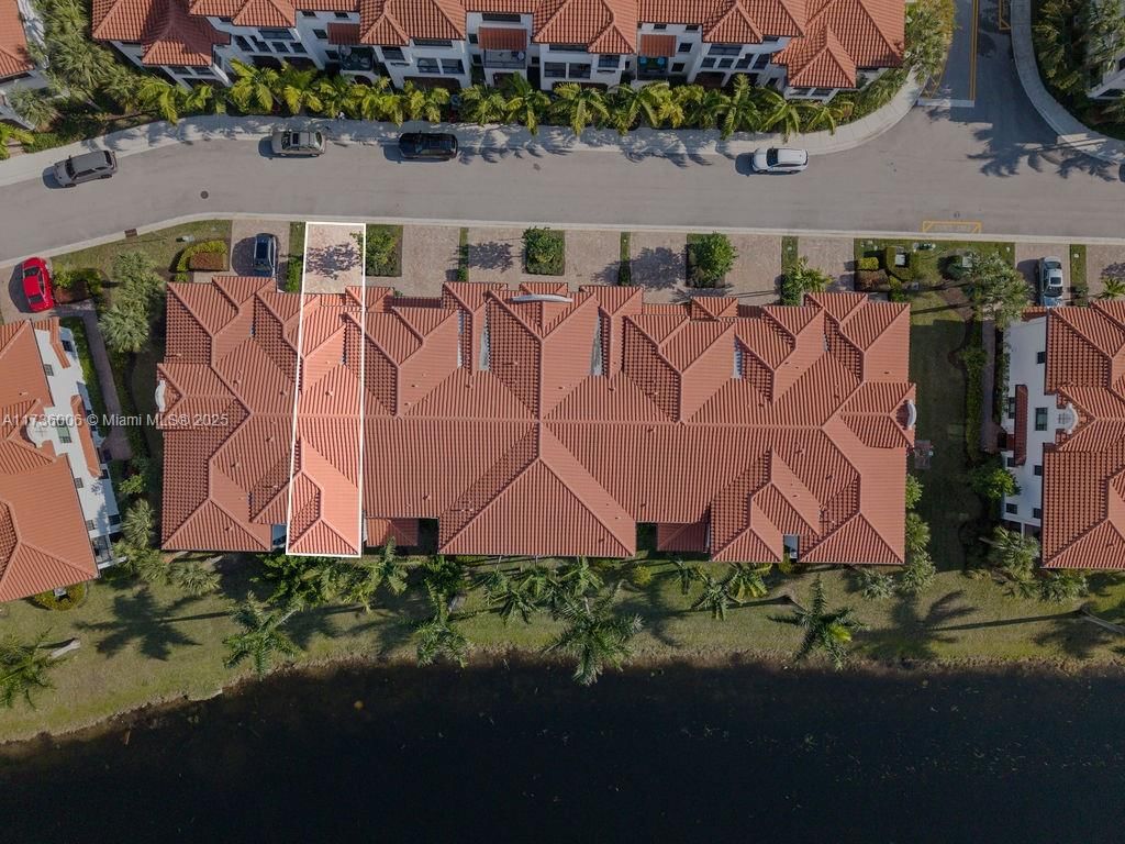 Real estate property located at 11724 13th Ln #11724, Broward, Pembroke Lakes South, Pembroke Pines, FL