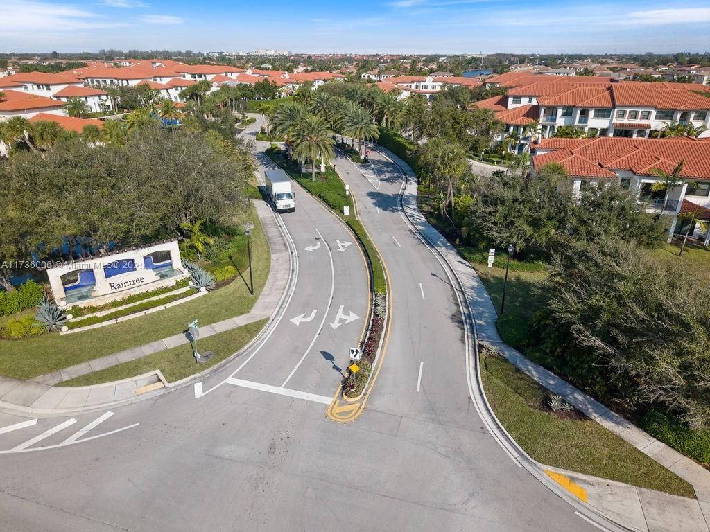 Real estate property located at 11724 13th Ln #11724, Broward, Pembroke Lakes South, Pembroke Pines, FL