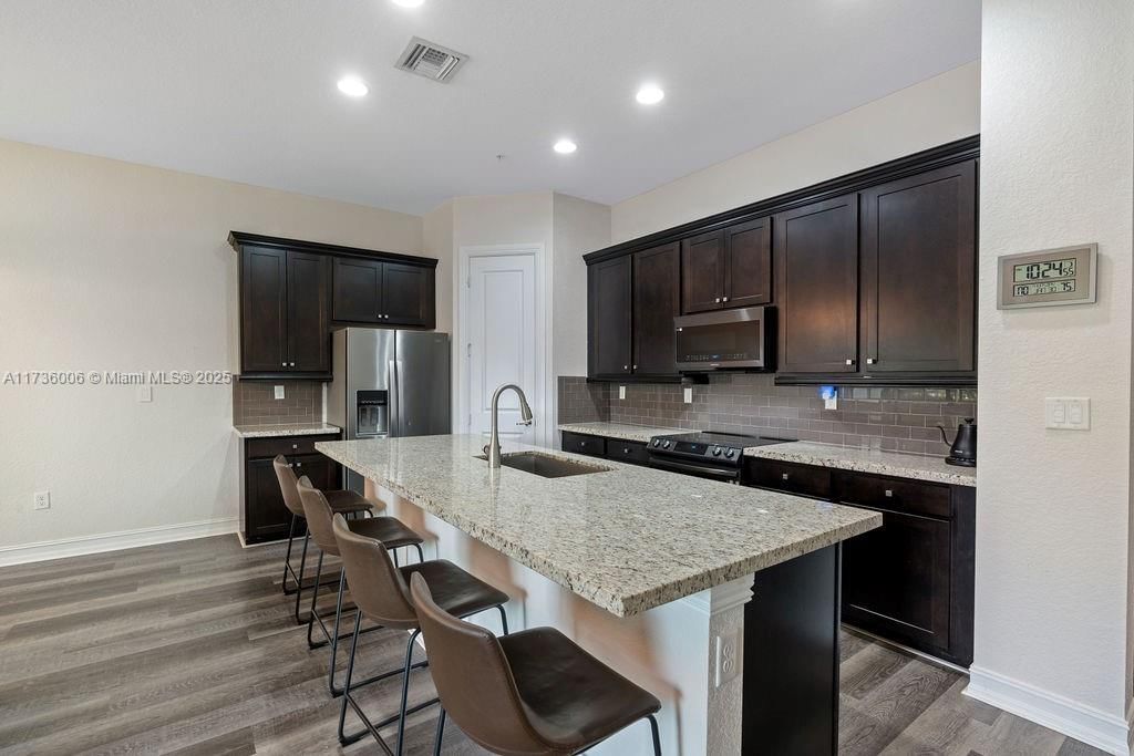 Real estate property located at 11724 13th Ln #11724, Broward, Pembroke Lakes South, Pembroke Pines, FL