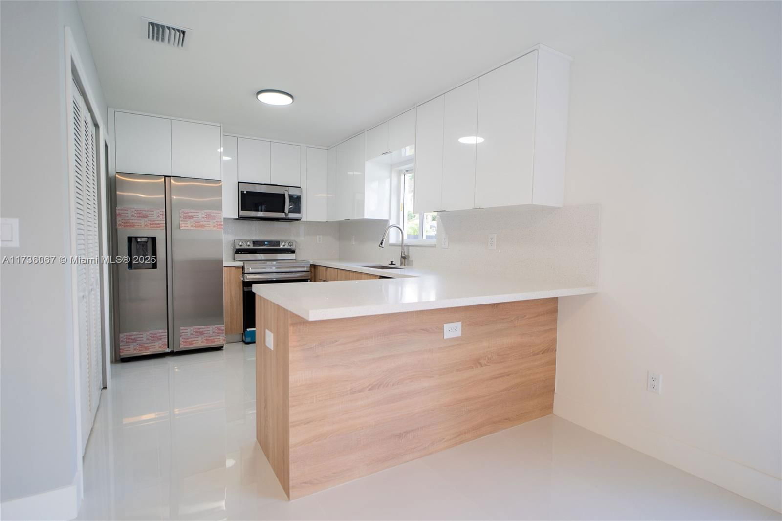 Real estate property located at 22828 122nd Ct, Miami-dade, Silver Palm Park, Miami, FL