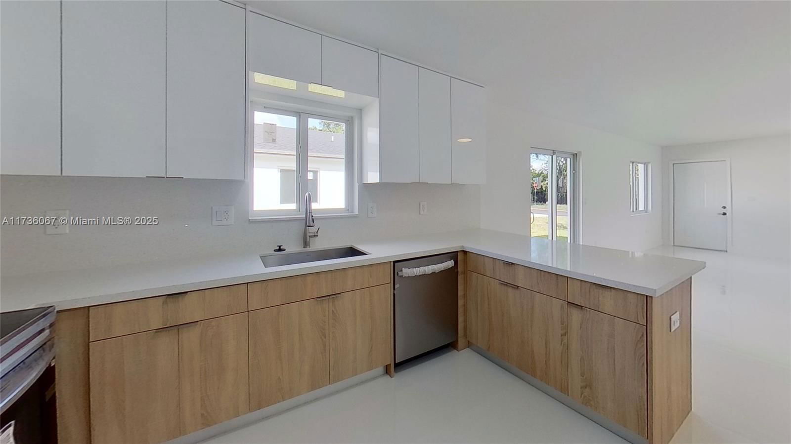 Real estate property located at 22828 122nd Ct, Miami-dade, Silver Palm Park, Miami, FL