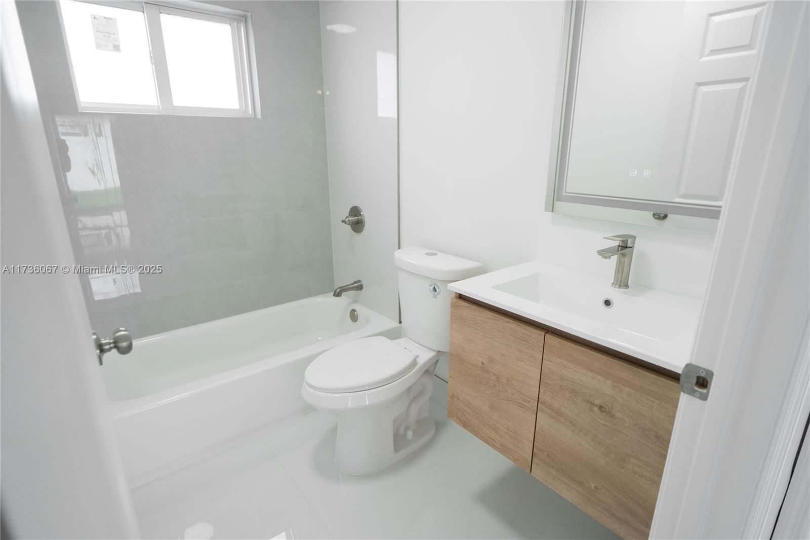 Real estate property located at 22828 122nd Ct, Miami-dade, Silver Palm Park, Miami, FL