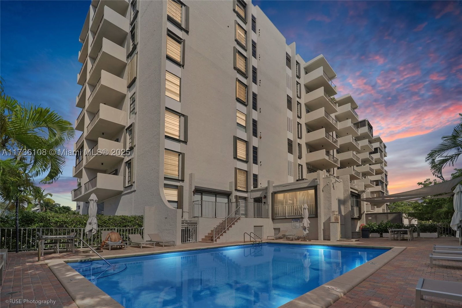 Real estate property located at 575 Crandon Blvd #306, Miami-dade, Key Bisc Ambassador Condo, Key Biscayne, FL