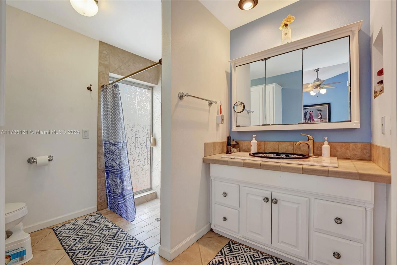 Real estate property located at 8541 47th Ct, Broward, City Of Lauderhill Sec 1, Lauderhill, FL