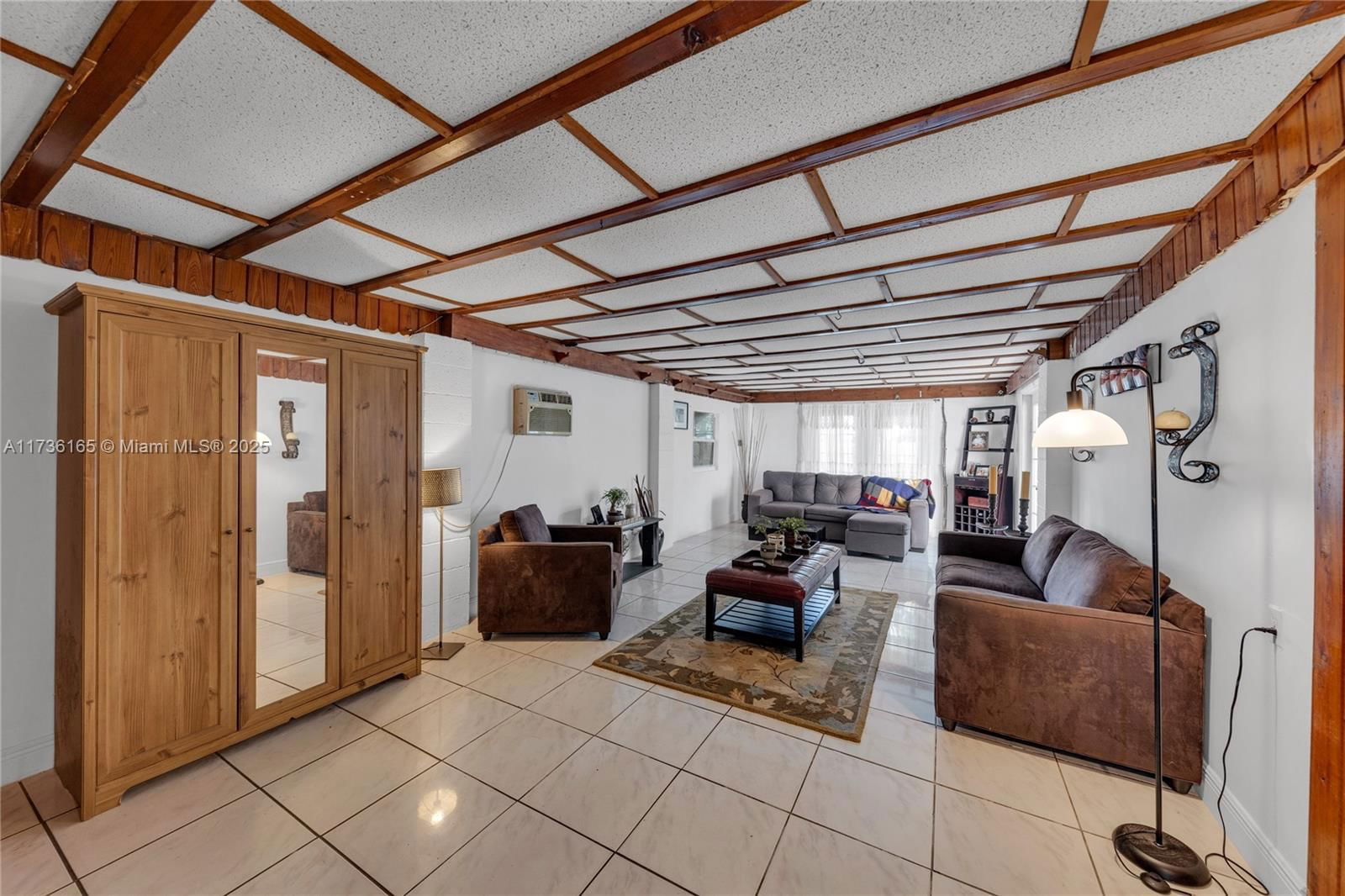 Real estate property located at 1960 182nd St, Miami-dade, Fulford By The Sea, North Miami Beach, FL