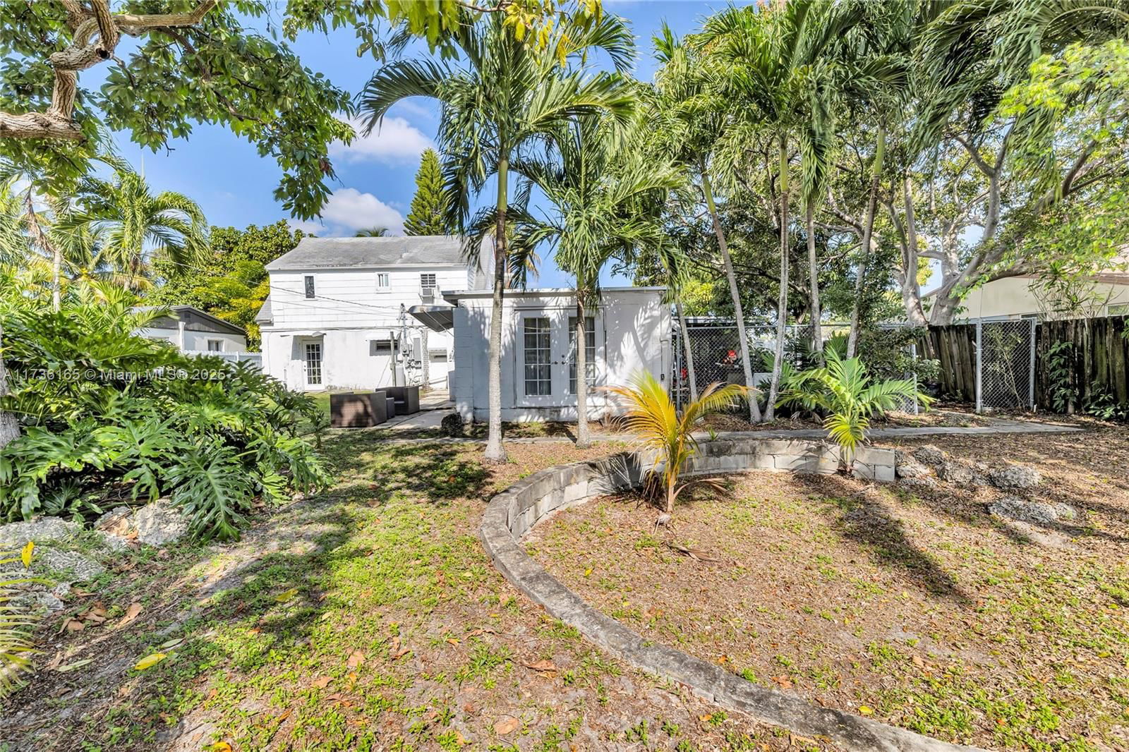 Real estate property located at 1960 182nd St, Miami-dade, Fulford By The Sea, North Miami Beach, FL