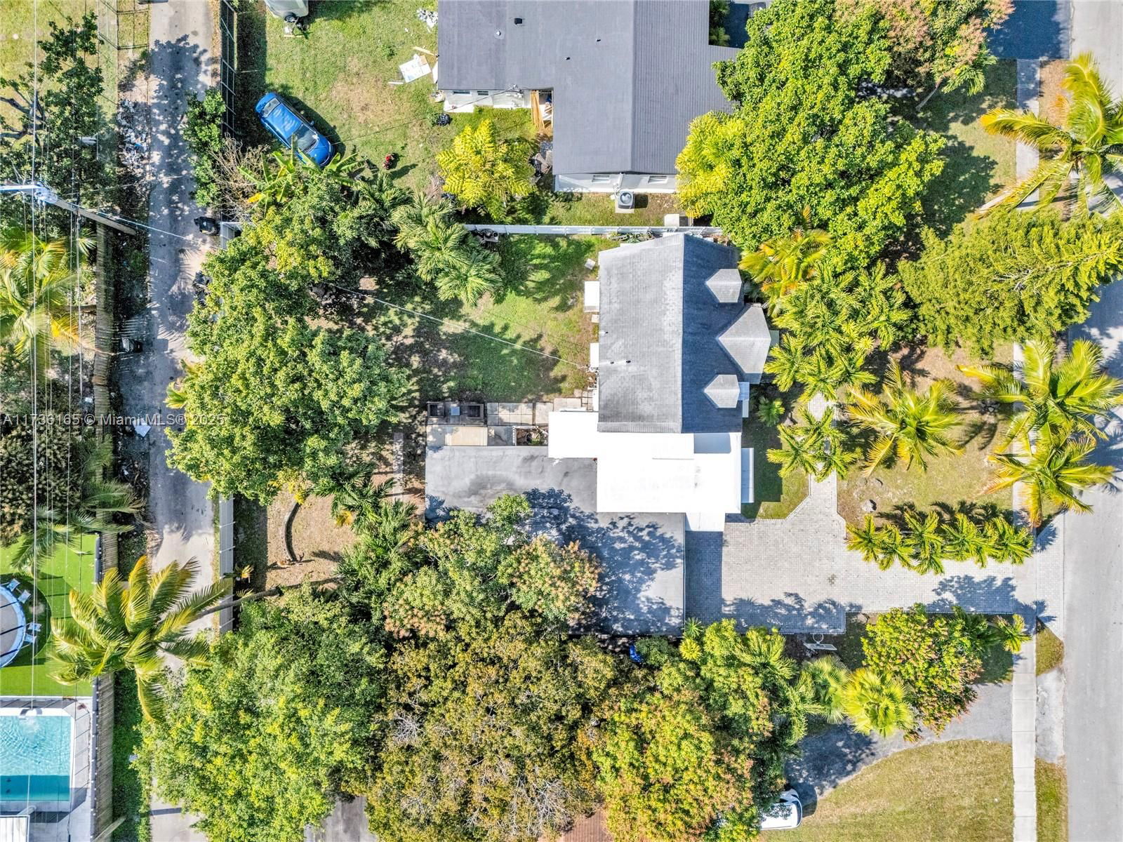 Real estate property located at 1960 182nd St, Miami-dade, Fulford By The Sea, North Miami Beach, FL