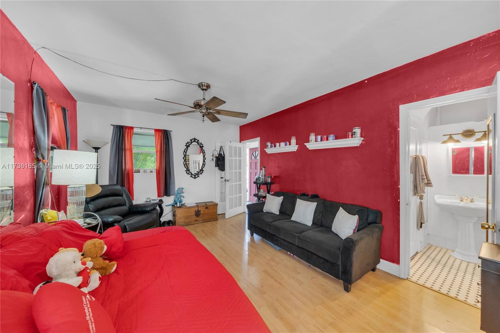 Real estate property located at 1960 182nd St, Miami-dade, Fulford By The Sea, North Miami Beach, FL