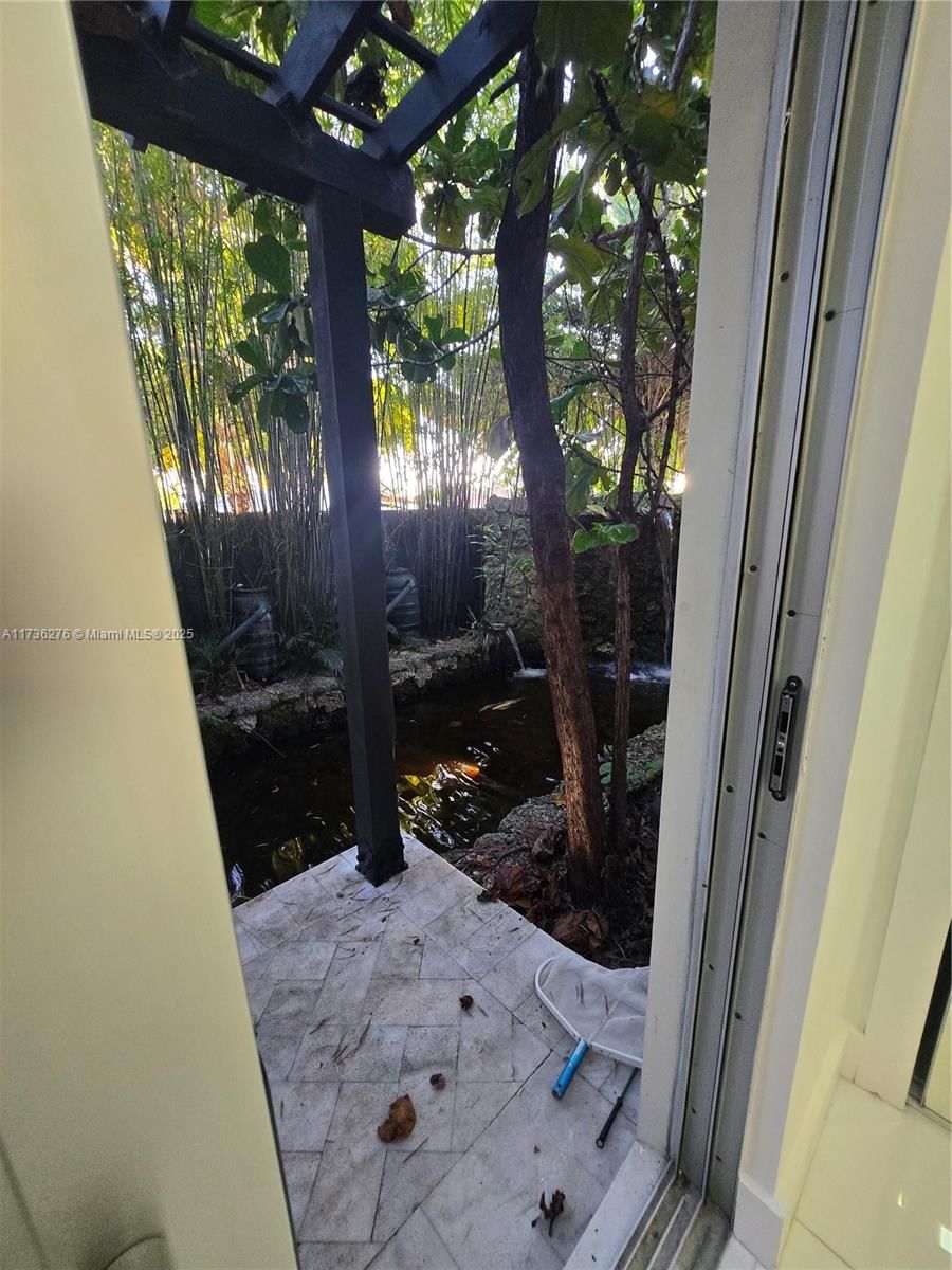 Real estate property located at 6321 106th Ave, Miami-dade, Cristi Sub, Miami, FL