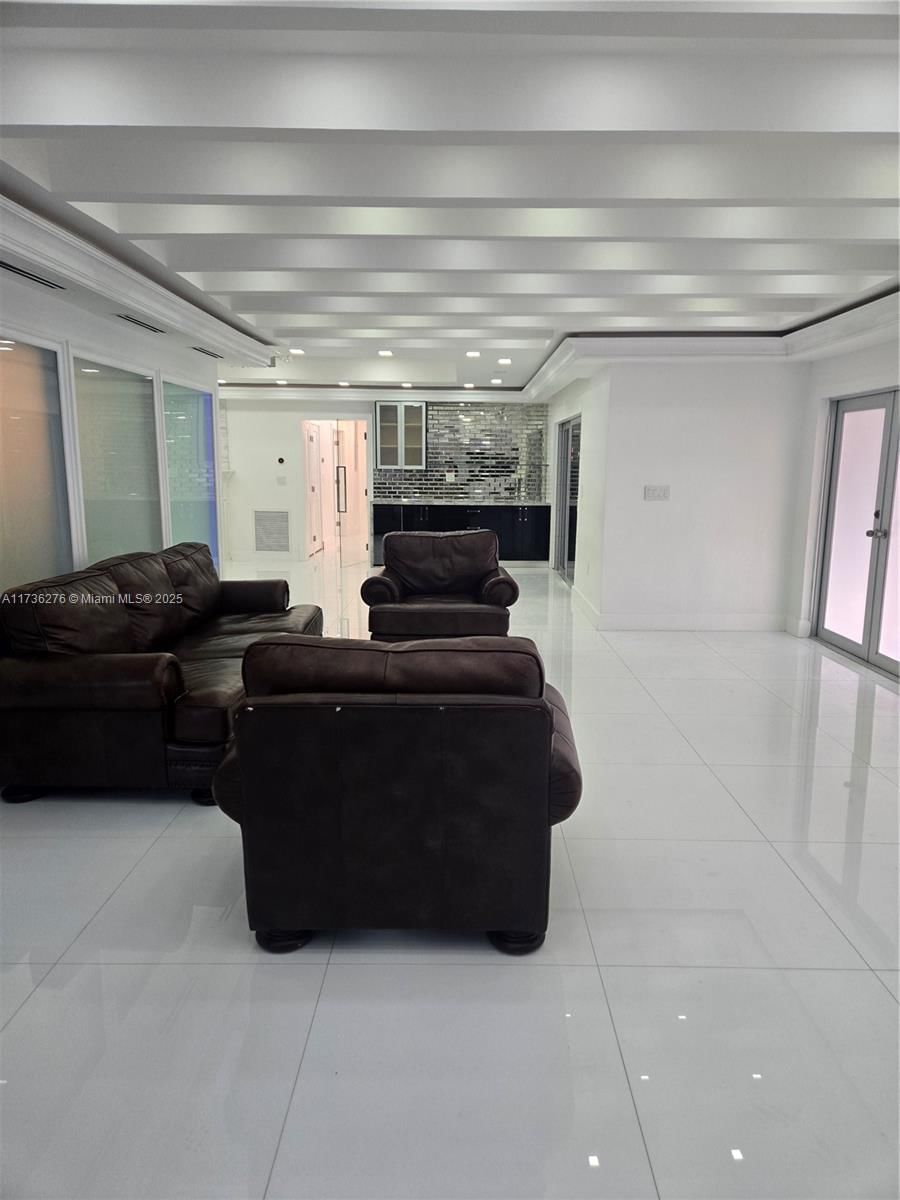 Real estate property located at 6321 106th Ave, Miami-dade, Cristi Sub, Miami, FL