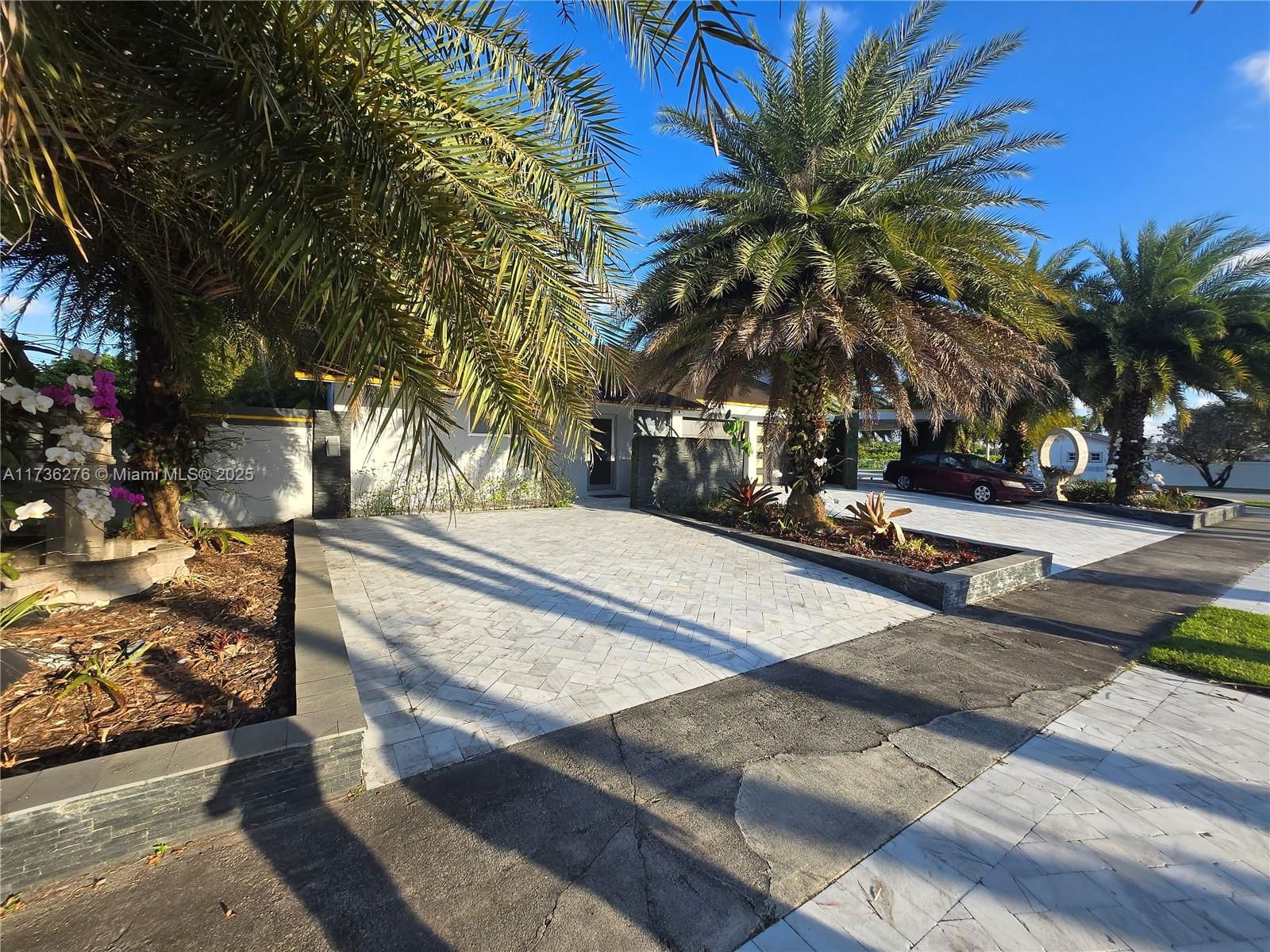 Real estate property located at 6321 106th Ave, Miami-dade, Cristi Sub, Miami, FL