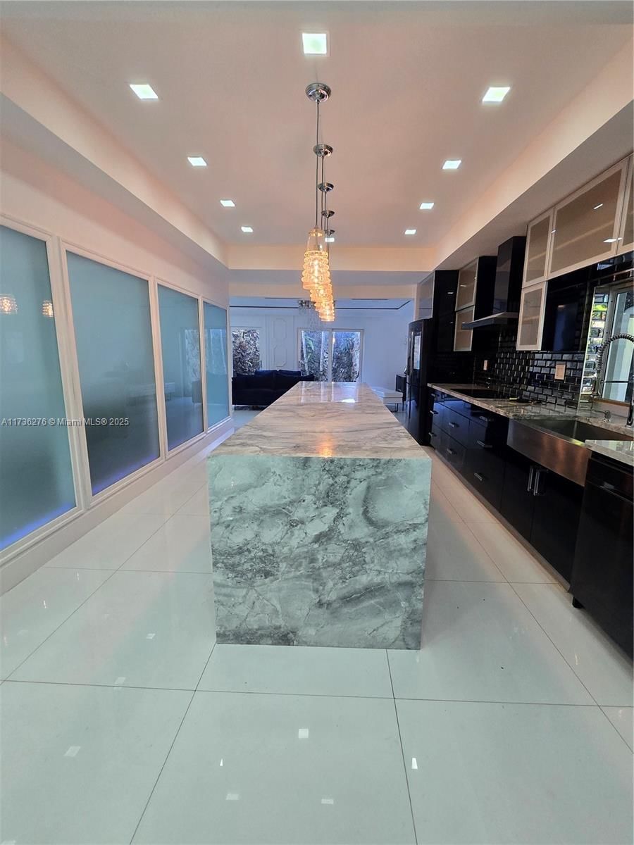 Real estate property located at 6321 106th Ave, Miami-dade, Cristi Sub, Miami, FL