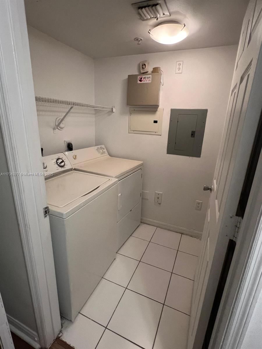 Real estate property located at 2494 Centergate Dr #103, Broward, Aventine At Miramar Condo, Miramar, FL