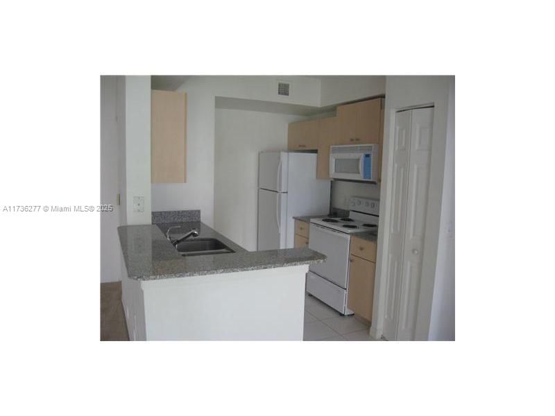 Real estate property located at 2494 Centergate Dr #103, Broward, Aventine At Miramar Condo, Miramar, FL