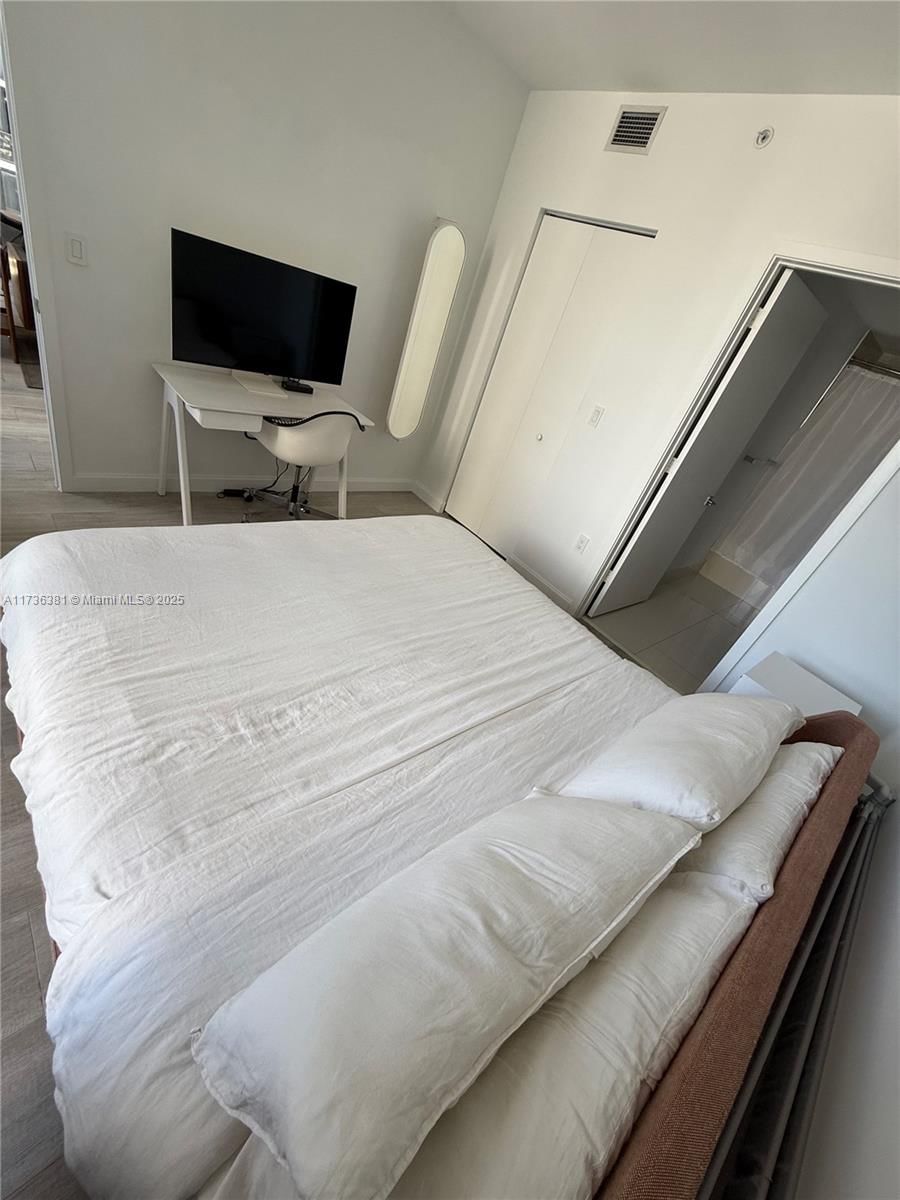 Real estate property located at 55 9th St #1701, Miami-dade, Brickell Heights West Con, Miami, FL