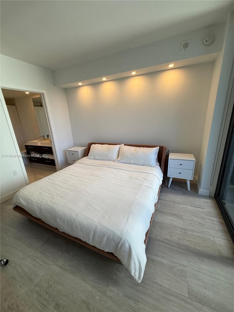 Real estate property located at 55 9th St #1701, Miami-dade, Brickell Heights West Con, Miami, FL
